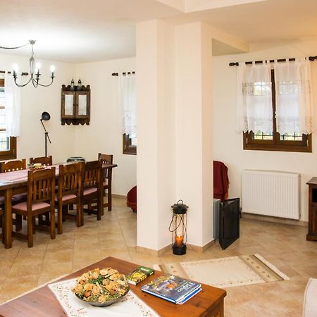 Θαλλώ Luxurious Villa Tsagarada Exterior foto